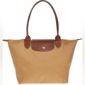 NWOT Longchamp Medium Le Pliage Nylon Shoulder Tote in Fawn